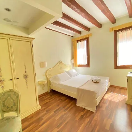 Palazzina Sconta Venice